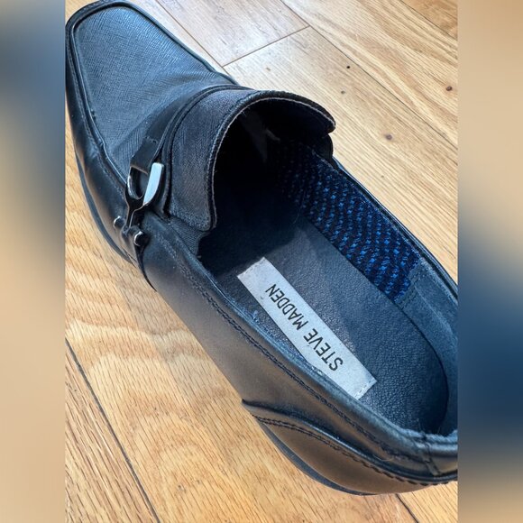 STEVE MADDEN "Santer" Black Leather Men's Loafers with Horse-Bit Buckles - Picture 6 of 8